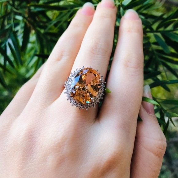 Jewelry - NEW Morganite White Topaz Silver Ring